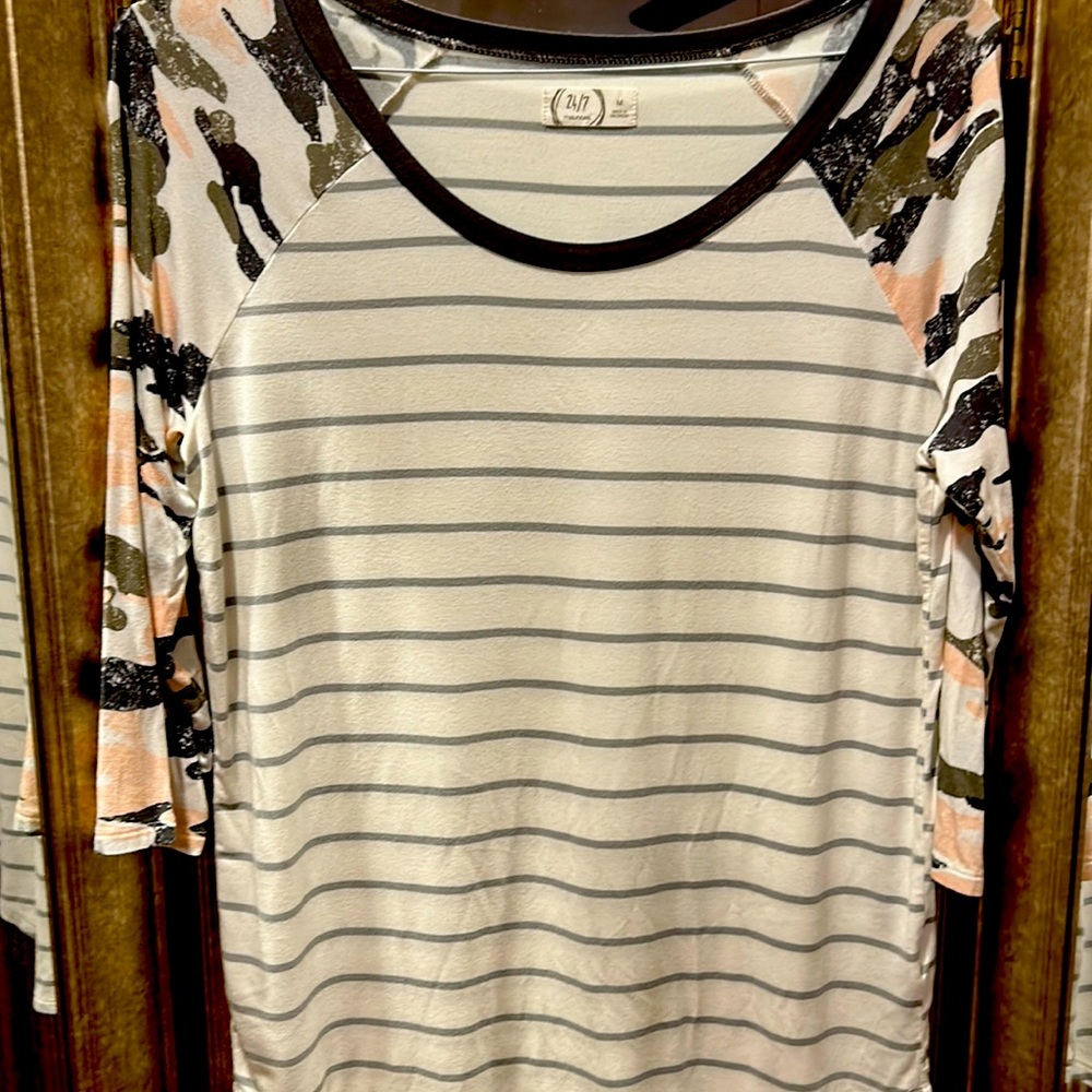 Maurices, 24 seven, three-quarter length top